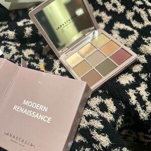 Anastasia Beverly Hills Modern Renaissance Eyeshadow Collection